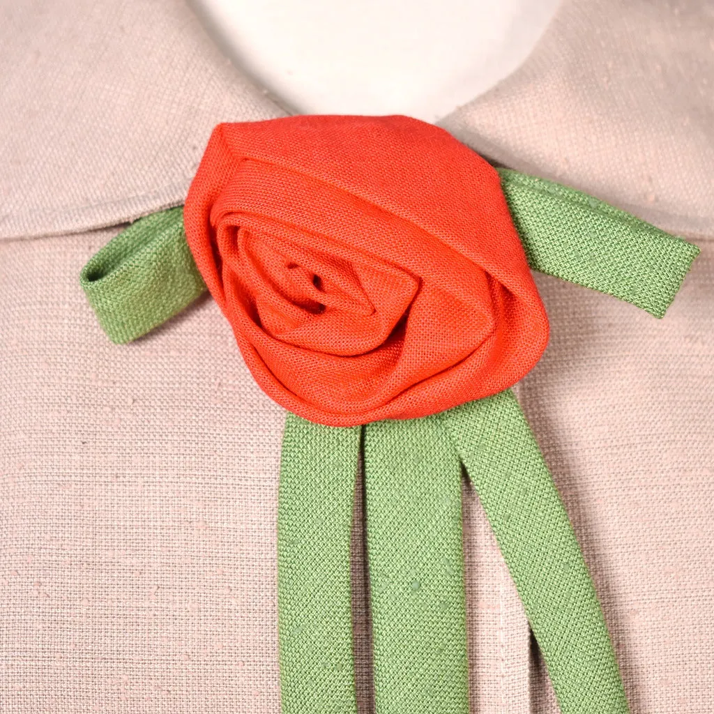 1950s Vintage Red Rose Tan Skirt Suit