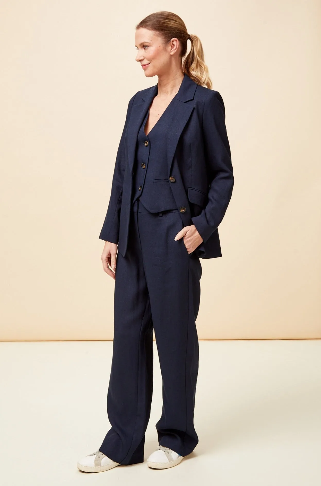 Linen Blend Waistcoat | Navy