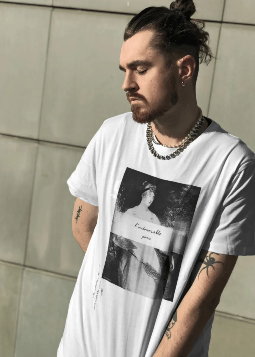 l'Mémorable Unisex Shirt in White